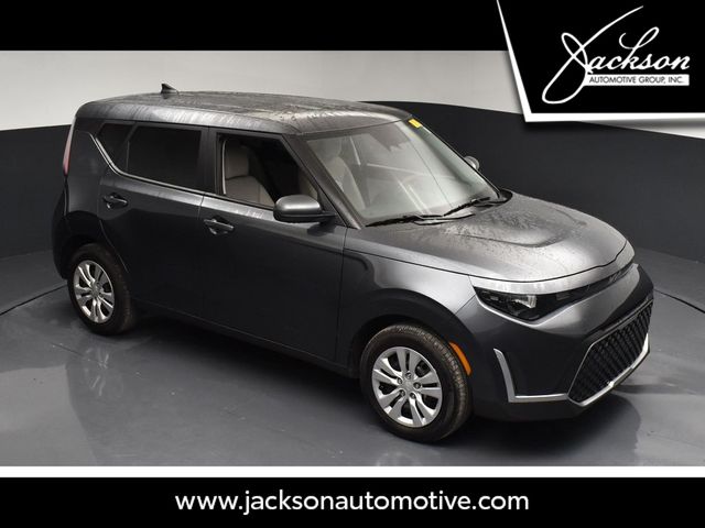 2025 Kia Soul 2.0L LX IVT's photo