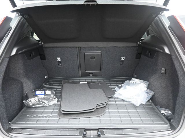 2026 Volvo XC40 Ultra - Photo 27