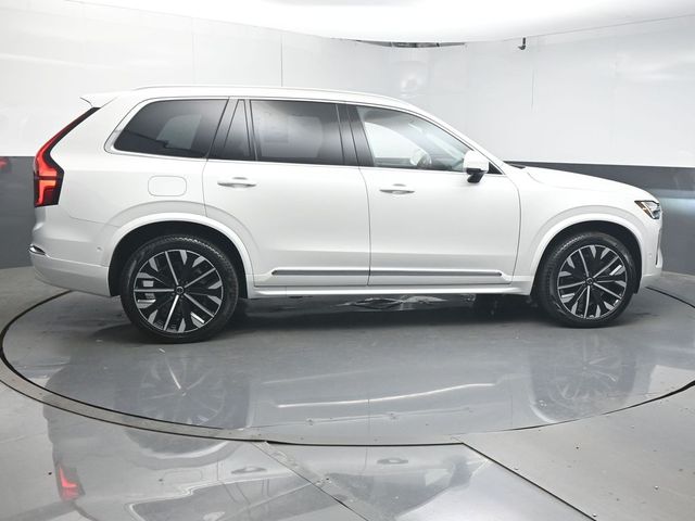 2026 Volvo XC90 Plus - Photo 8