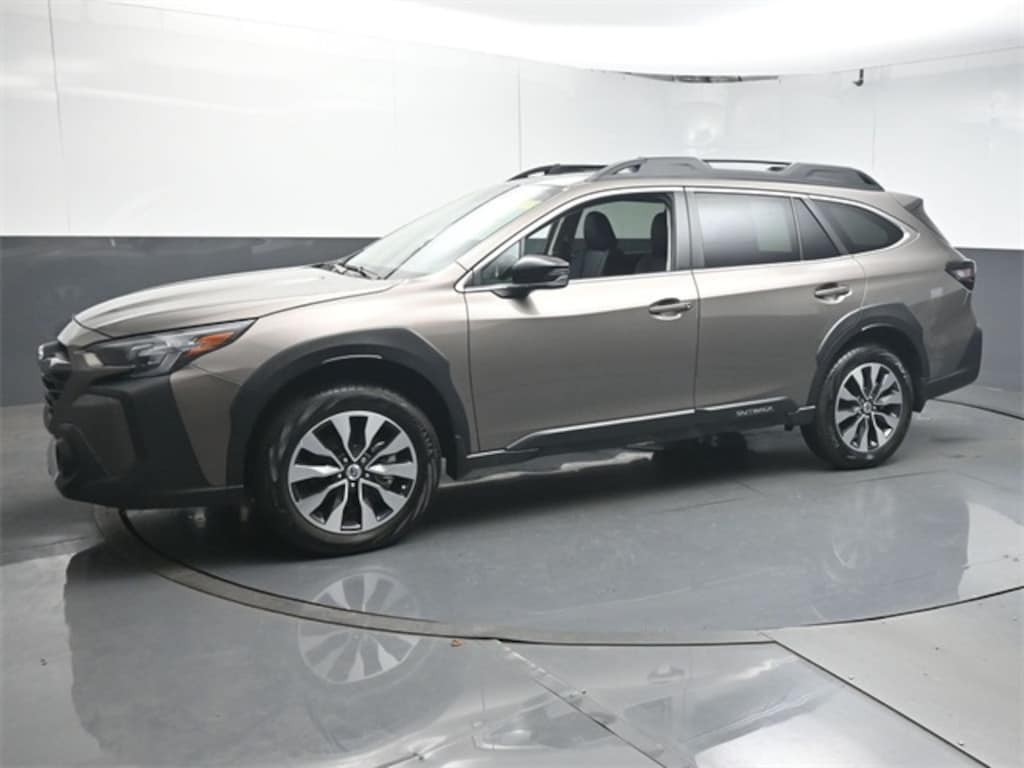 Used 2024 Subaru Outback Limited SUV