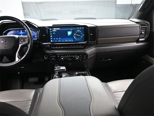 2023 Chevrolet Silverado 1500 ZR2 photo 2