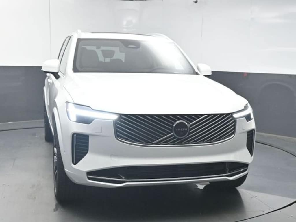 New 2026 Volvo XC90 plug-in hybrid T8 Plus 7-Seater SUV