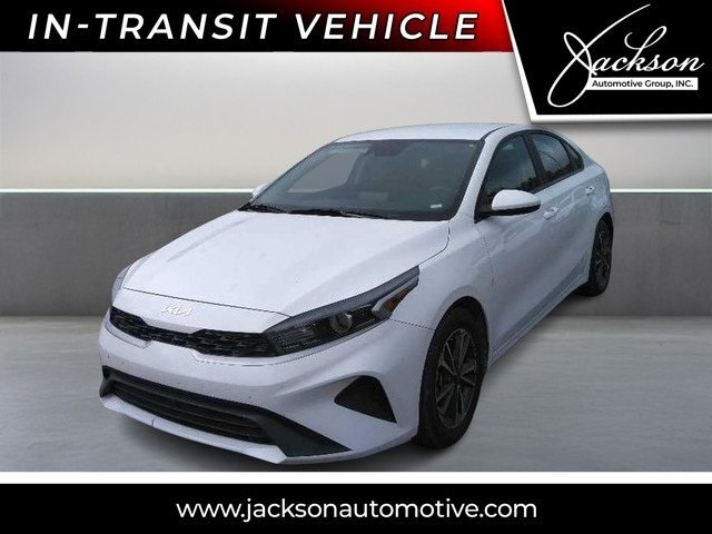 2024 Kia Forte LXS's photo