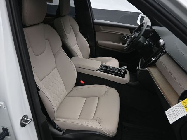 2026 Volvo XC90 Plus - Photo 31