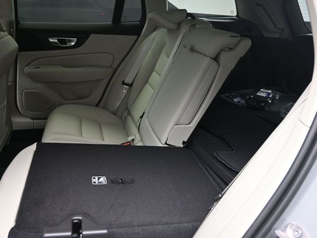 2026 Volvo V60 Cross Country Plus - Photo 22