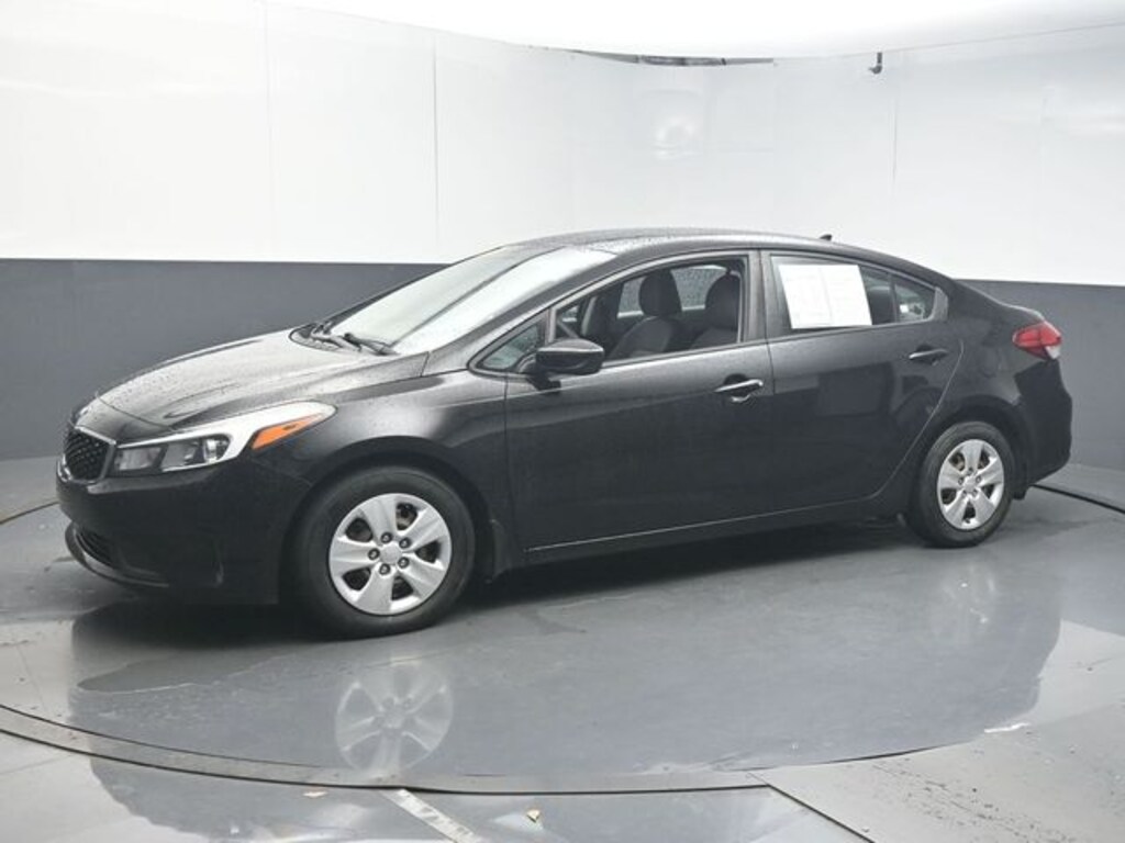 Used 2017 Kia Forte LX Sedan