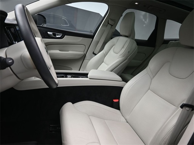 Certified 2022 Volvo XC60 Inscription with VIN YV4L12DLXN1083123 for sale in Macon, GA