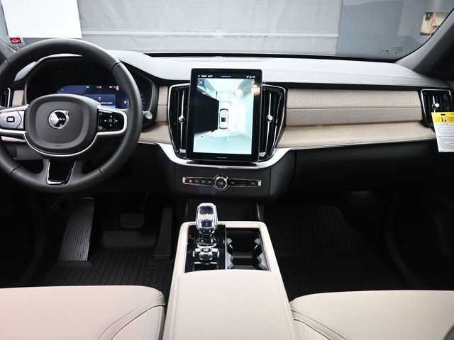 2026 Volvo XC90 Plus - Photo 9