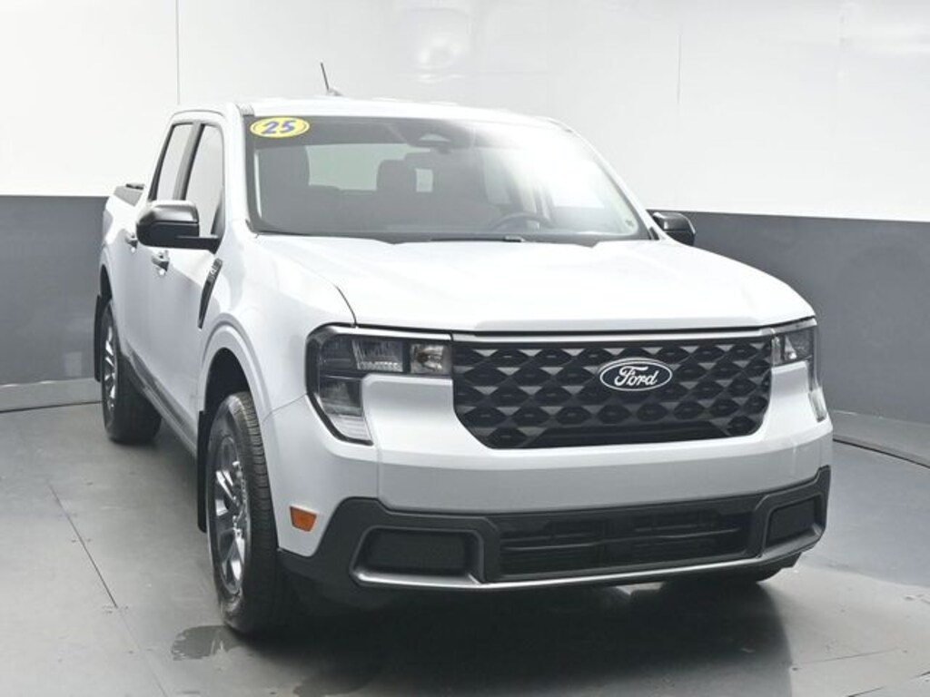 Used 2025 Ford Maverick XLT Truck SuperCrew