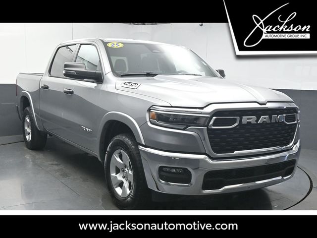 2025 RAM 1500 Big Horn/Lone Star 4x4 Crew Cab 5'7's photo