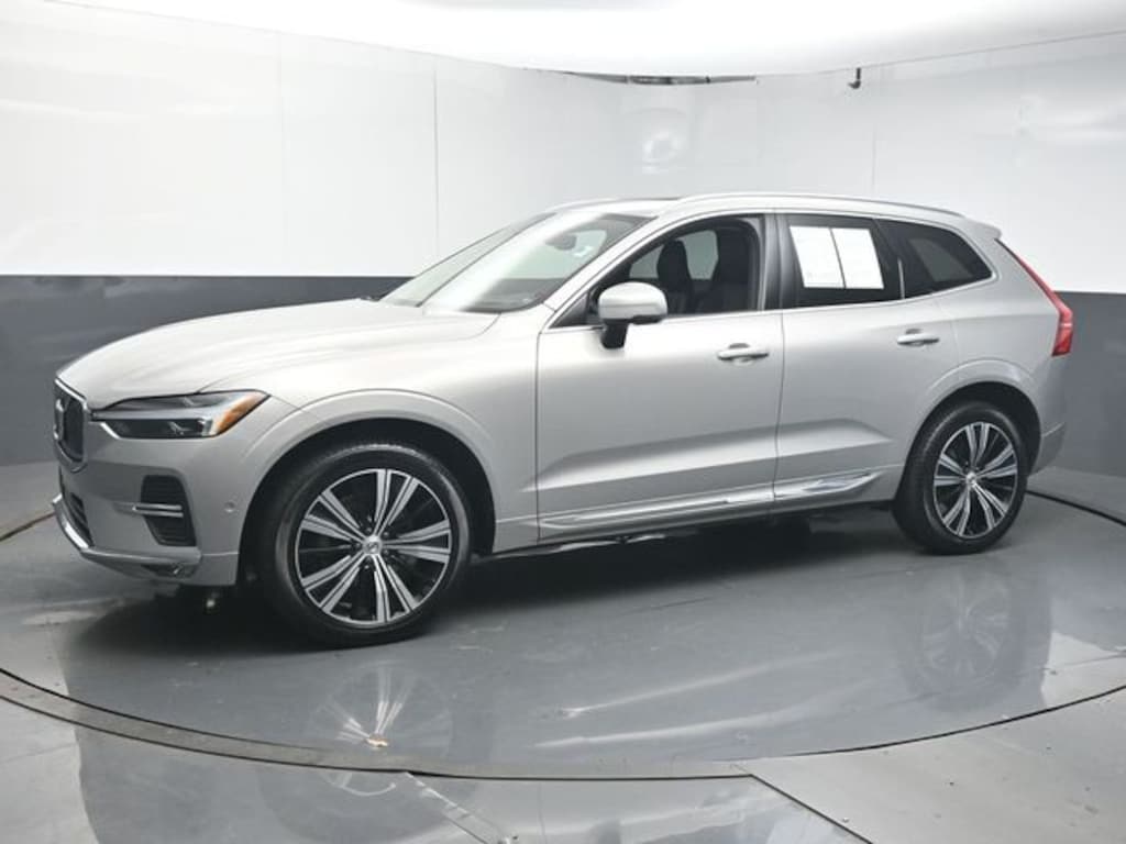 Used 2022 Volvo XC60 B5 FWD Inscription SUV