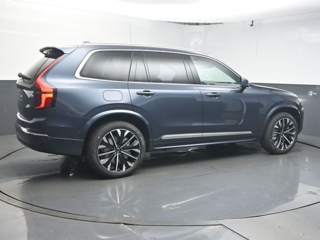 New 2026 Volvo XC90 plug-in hybrid T8 Ultra 7-Seater SUV
