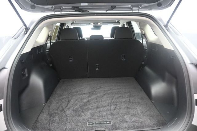2025 Kia Sportage LX - Photo 31