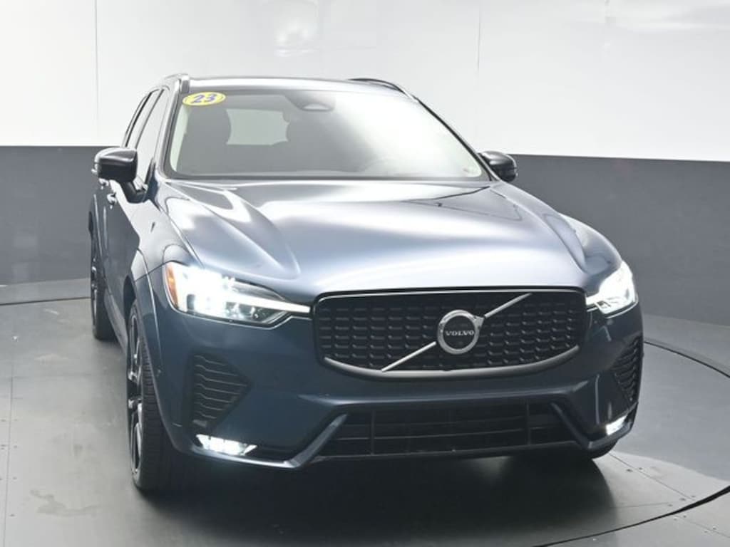Certified 2023 Volvo XC60 B5 FWD Ultimate Dark SUV