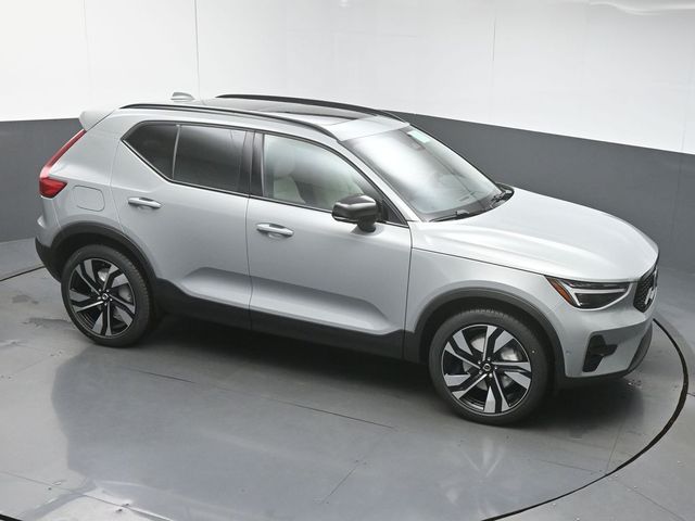 2026 Volvo XC40 Ultra - Photo 39