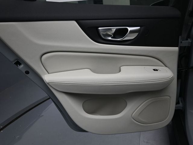 2026 Volvo V60 Cross Country Plus - Photo 23