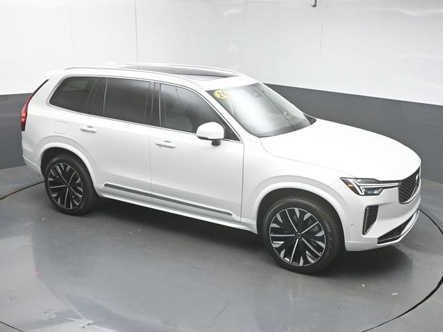 2026 Volvo XC90 Ultra - Photo 42
