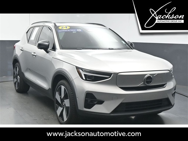 2024 Volvo XC40 Plus