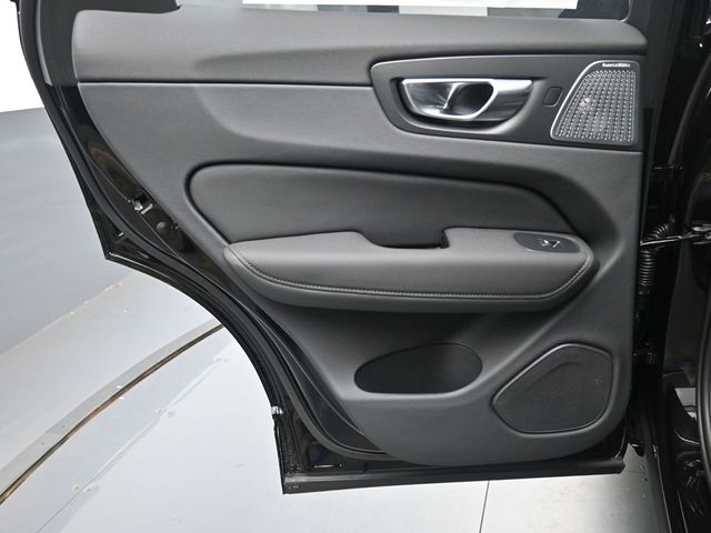 2026 Volvo XC60 Ultra - Photo 23