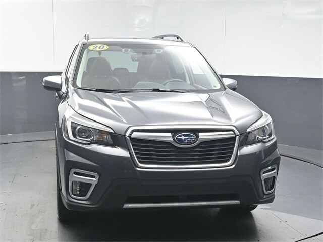 2020 Subaru Forester Touring photo 2
