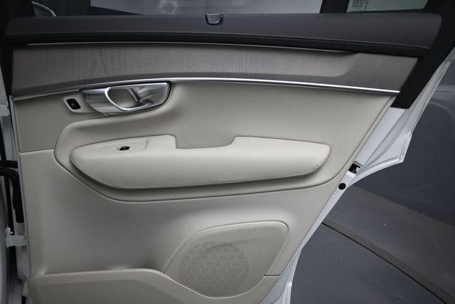 2026 Volvo XC90 Ultra - Photo 28