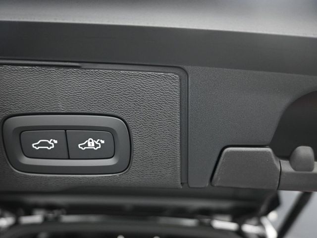 2026 Volvo XC60 Ultra - Photo 25
