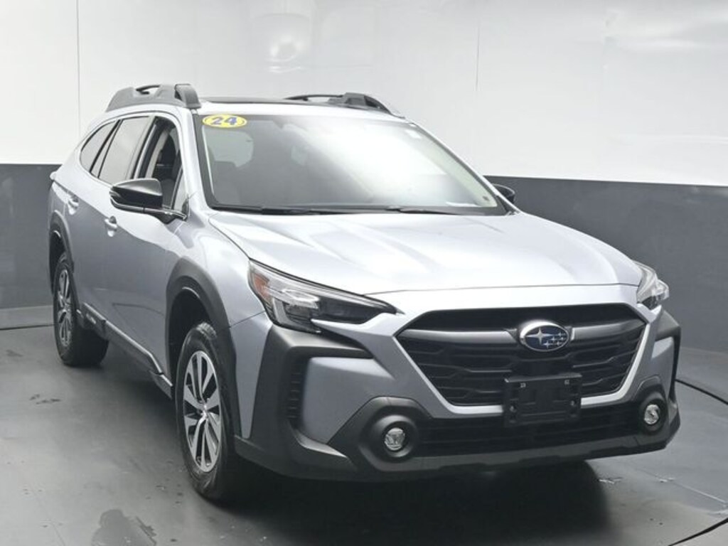 Used 2024 Subaru Outback Premium SUV