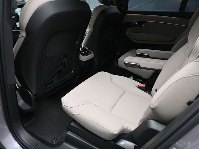 2026 Volvo XC90 Plus - Photo 21