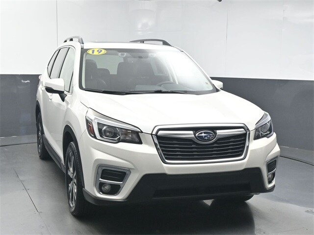 2019 Subaru Forester Limited photo 2