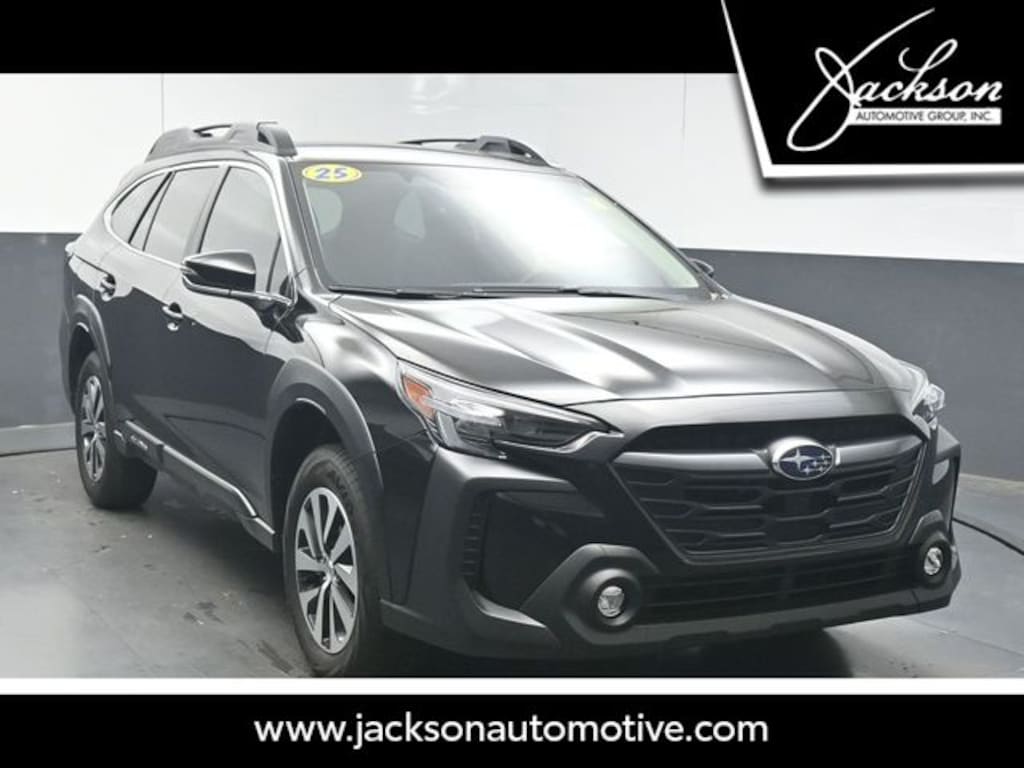 Used 2025 Subaru Outback Premium SUV