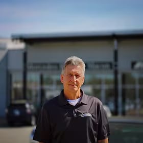 Staff member Rick Wilkins from ID_54a6f5b55867