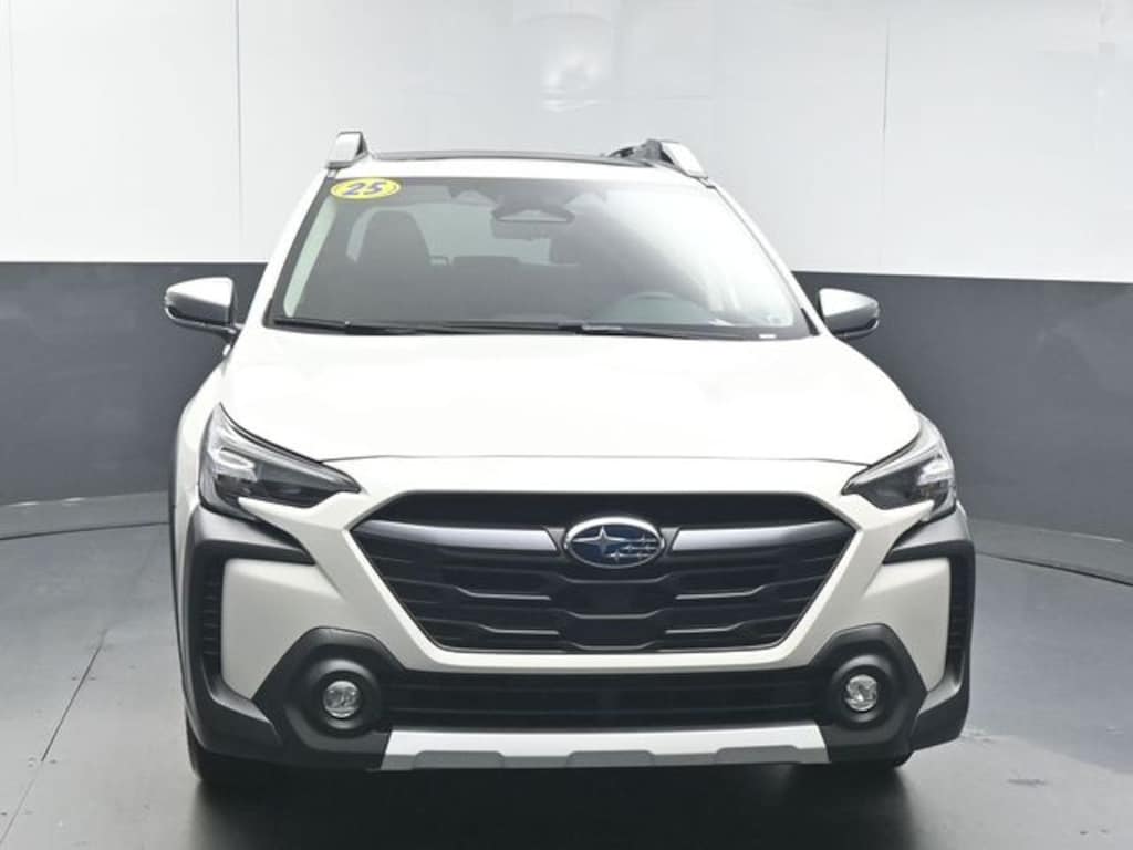 Used 2025 Subaru Outback Touring SUV