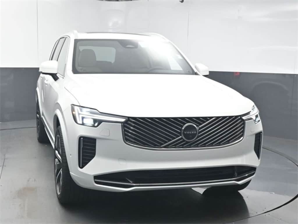 New 2026 Volvo XC90 B6 Plus 7-Seater SUV