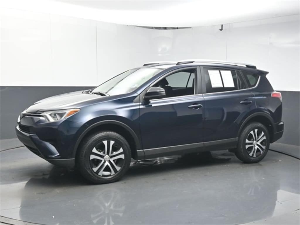 Used 2017 Toyota RAV4 LE SUV