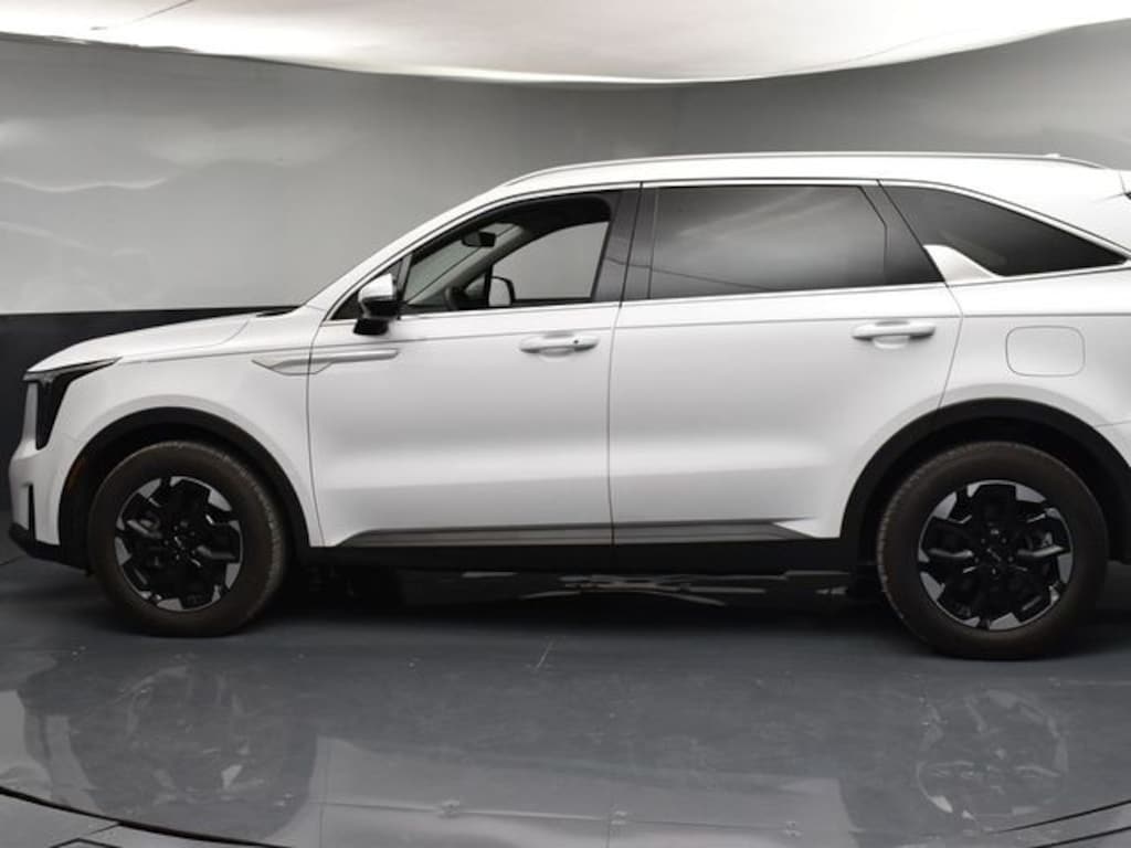 Used 2026 Kia Sorento S SUV