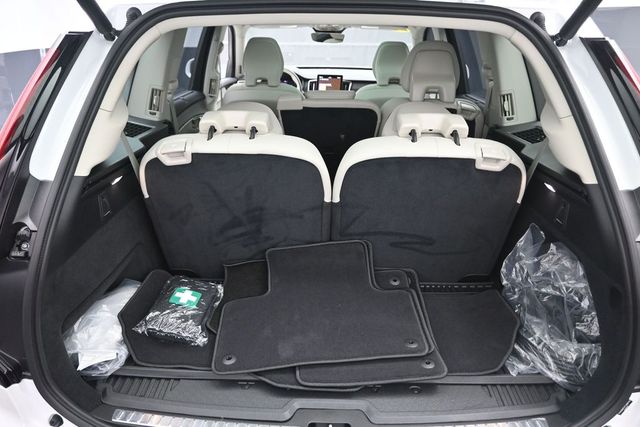 2026 Volvo XC90 Ultra - Photo 24
