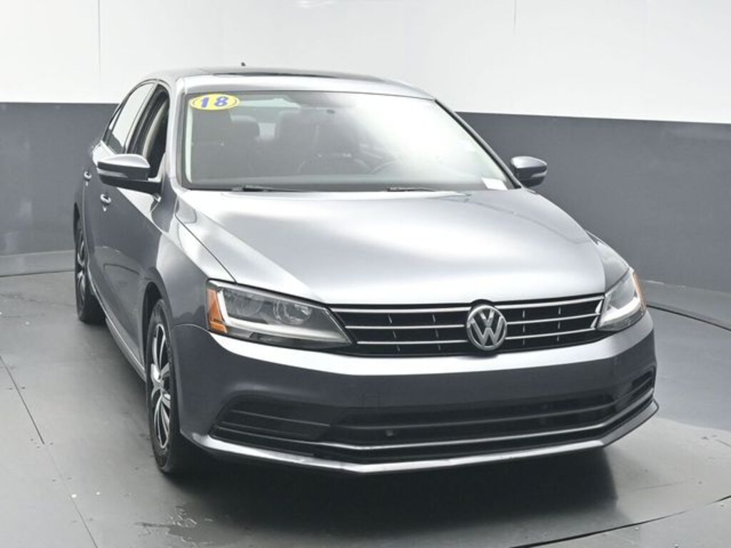 Used 2018 Volkswagen Jetta 1.4T SE Sedan