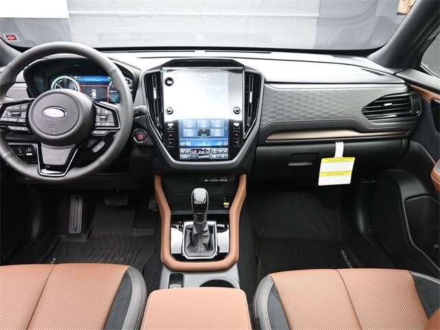 2025 Subaru Forester Touring photo 2