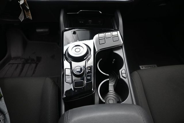2025 Kia Sportage LX Hybrid - Photo 13