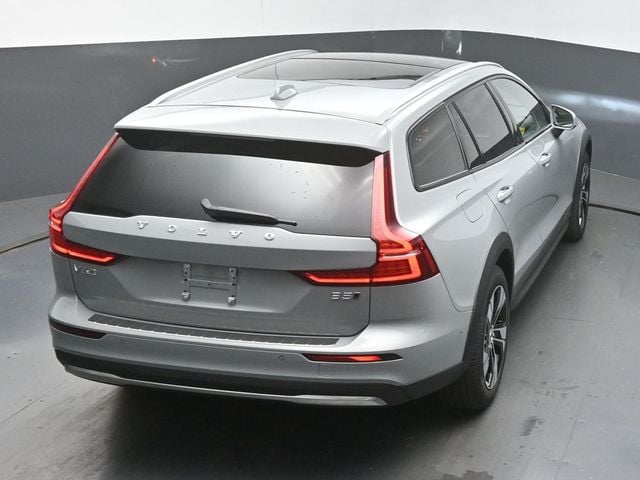 2026 Volvo V60 Cross Country Plus - Photo 47