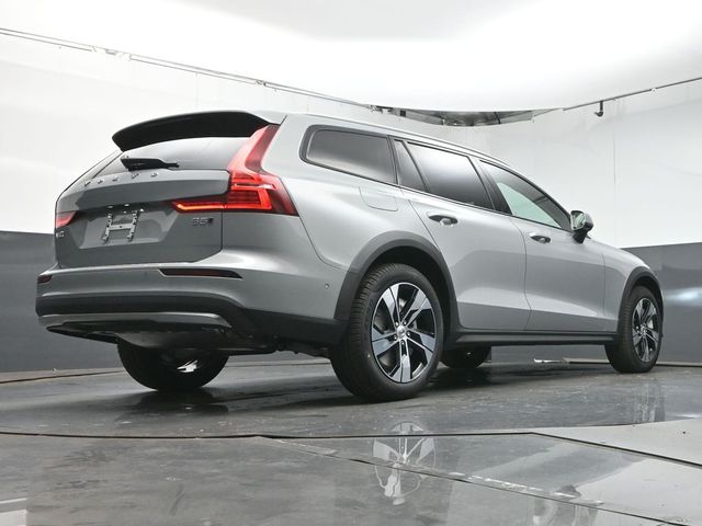 2026 Volvo V60 Cross Country Plus - Photo 38