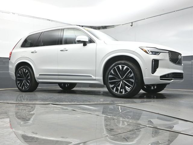 2026 Volvo XC90 Plus - Photo 34