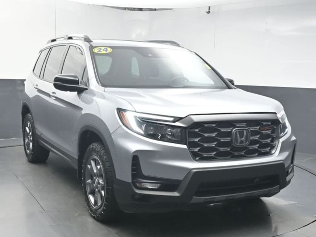 Used 2024 Honda Passport TrailSport SUV