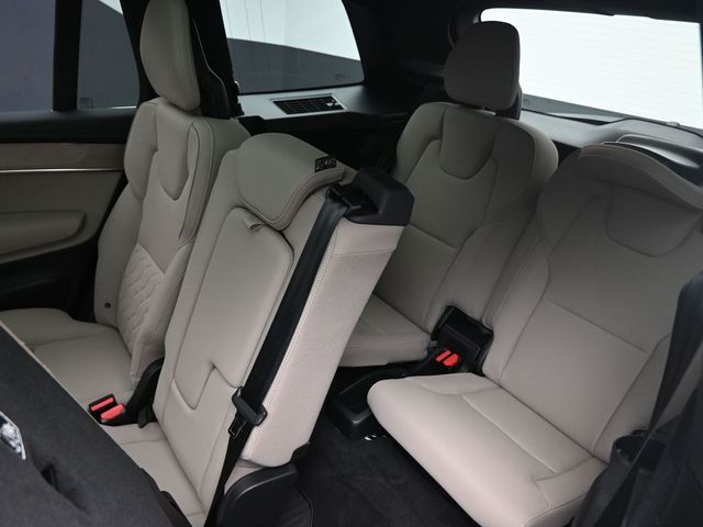 2026 Volvo XC90 Plus - Photo 22