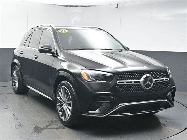 2025 Mercedes Benz GLE 350 4MATIC photo 2