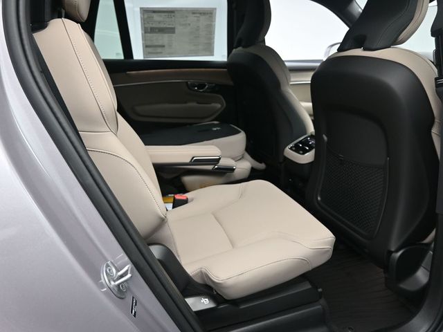 2026 Volvo XC90 Plus - Photo 28