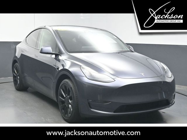2023 Tesla Model Y Long Range Dual Motor All-Wheel Drive's photo