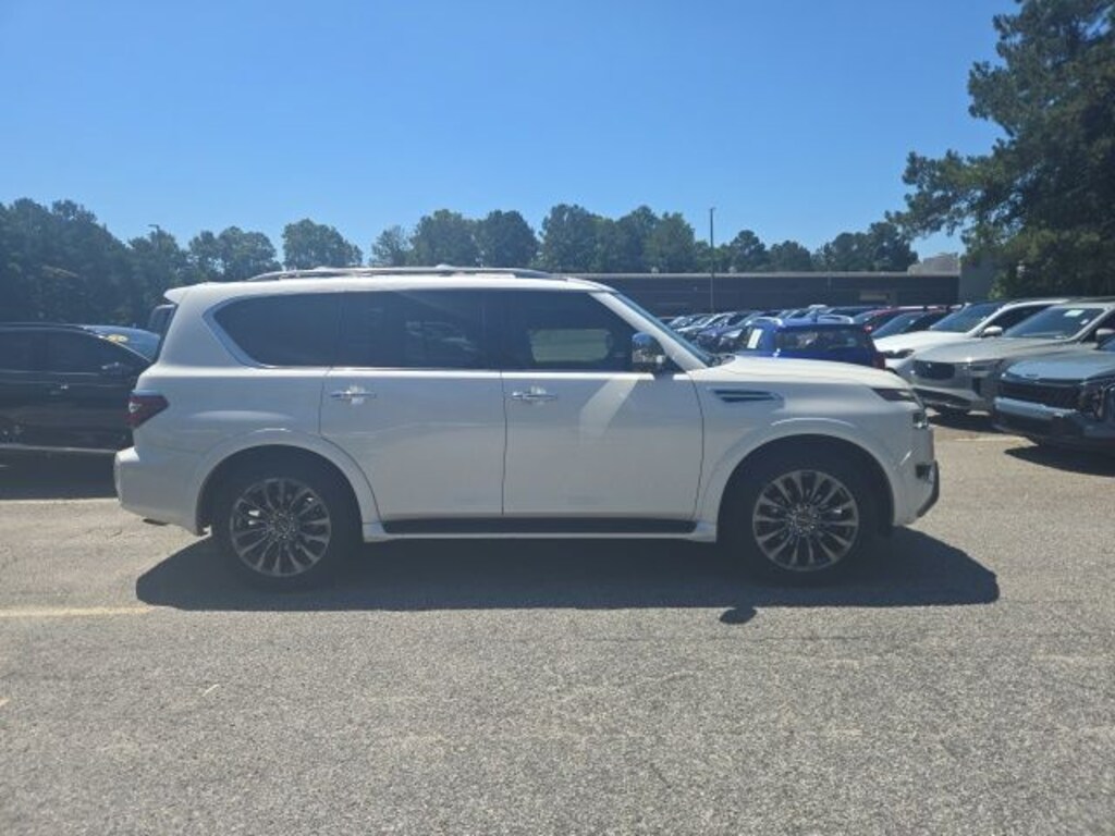Used 2023 Nissan Armada Platinum SUV