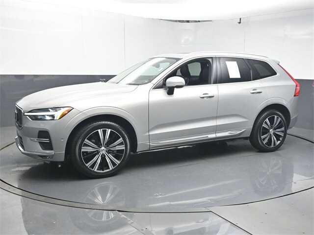 2023 Volvo XC60 B5 Plus photo 4