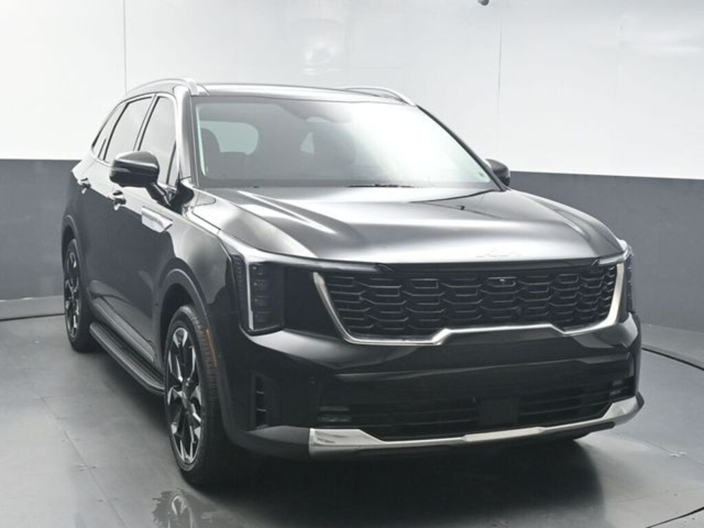 Used 2025 Kia Sorento SX SUV